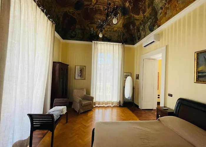 Appartamento sul Teatro San Carlo