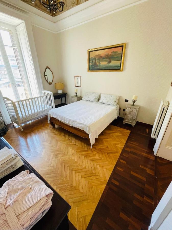 Sul Teatro San Carlo Apartment Neapel